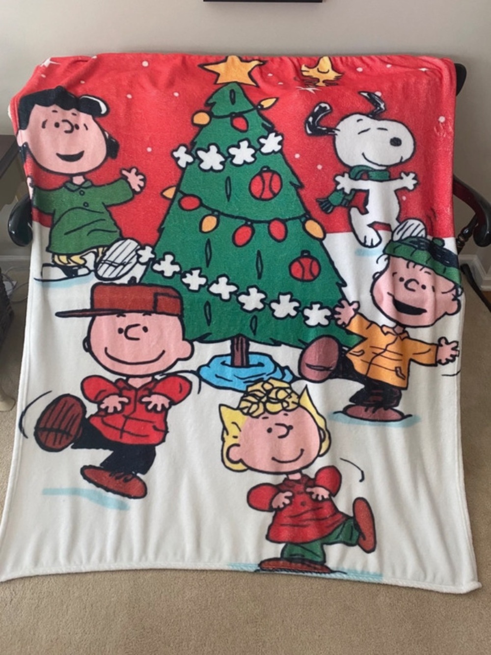 Peanuts Holiday Throw Blanket - Red Green White